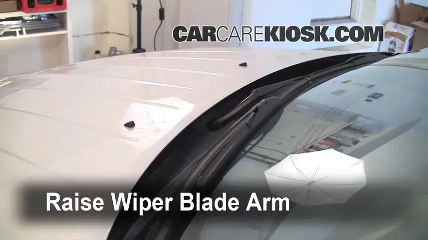 2002 Pontiac Aztek 3.4L V6 Windshield Wiper Blade (Front) Replace Wiper Blades